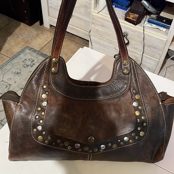 Patricia Nash Ergo satchel with metal studded detail. - Picture 3 of 14
